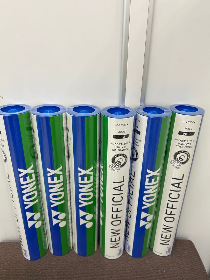 YONEX NEW OFFICIAL バドミントンシャトル 6本セット　未使用品