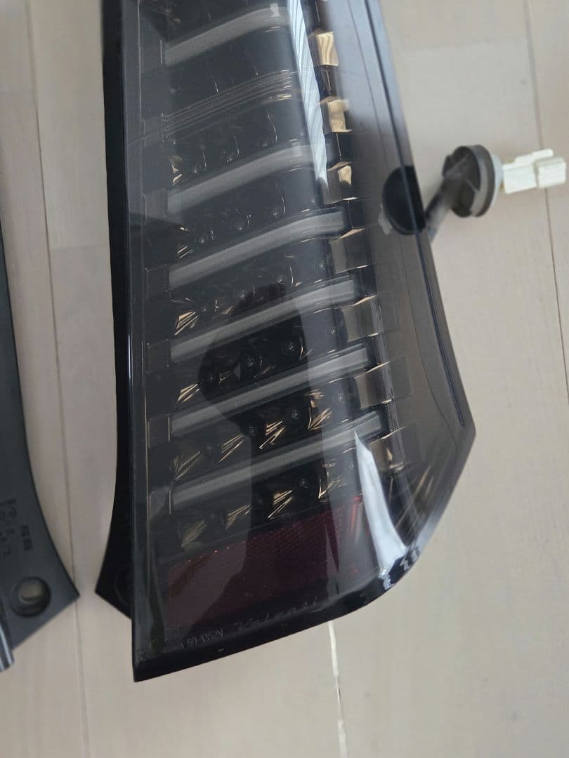 ワゴンRスティングレーMH23S　ヴァレンティ LED テールライト