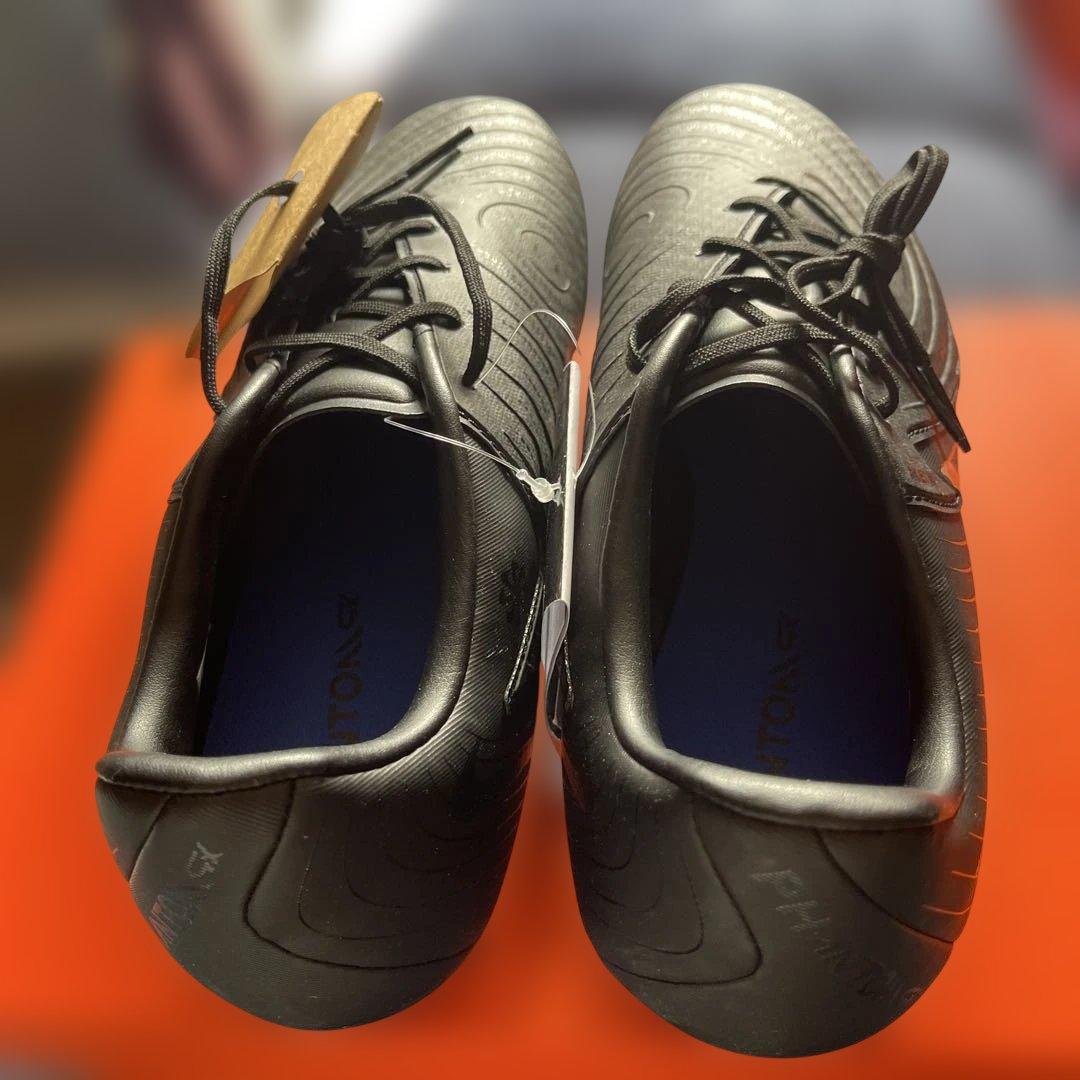 新品タグ付Nike ファントムGX 2アカデミーH G ￼黒サッカースパイク