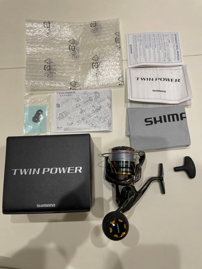 リール SHIMANO TWIN POWER 4000XG