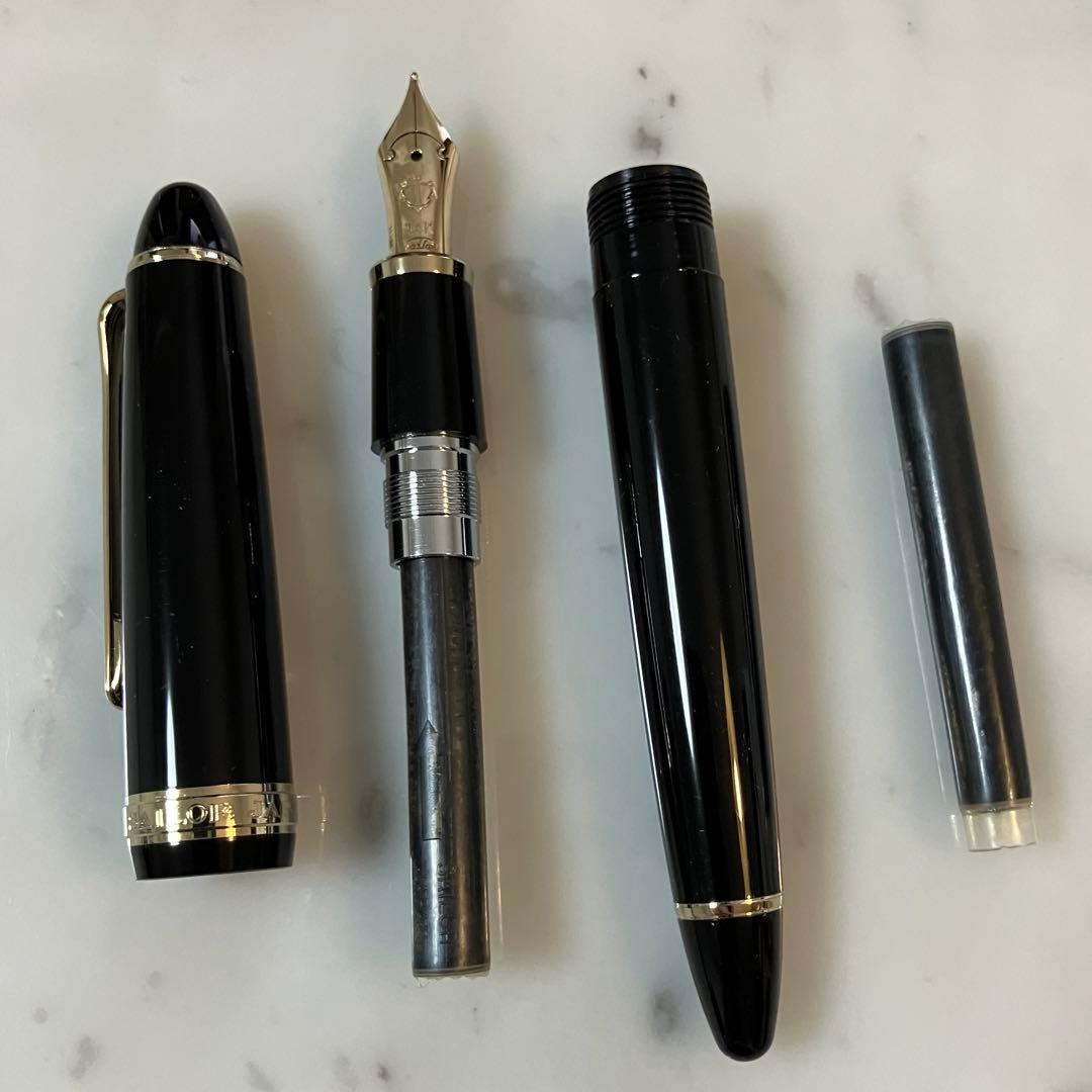 セーラー 万年筆 1911 スタンダード ブラック ゴールド 14K H-M中字