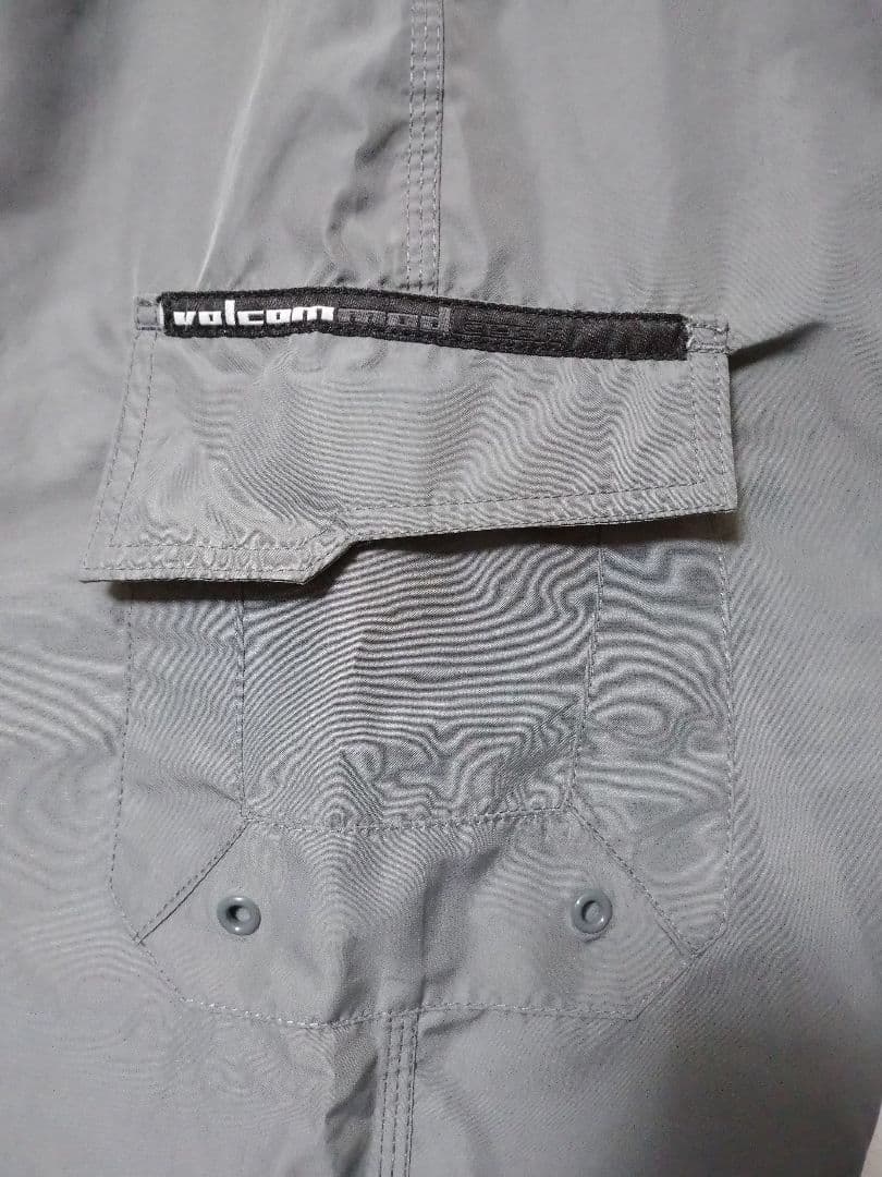 値下げ ☆ VOLCOM 水着 サーフパンツ 30 グレー