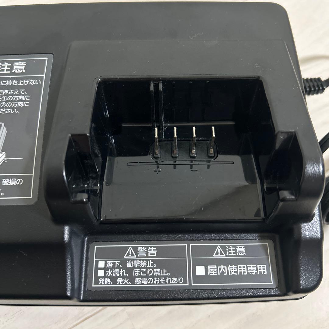 Panasonic 充電器 NKJ069Z1 →充電器のみ！！