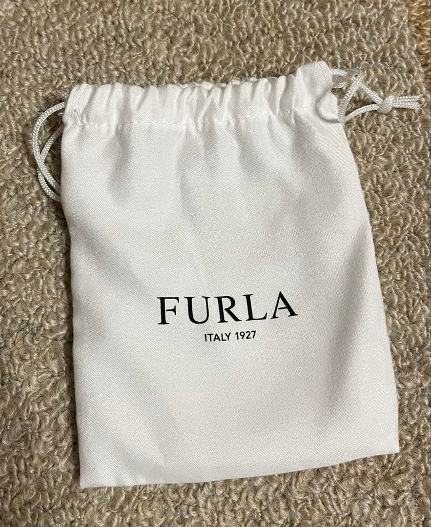 HIMEMOMO「FURLA キーケース【未使用品】」