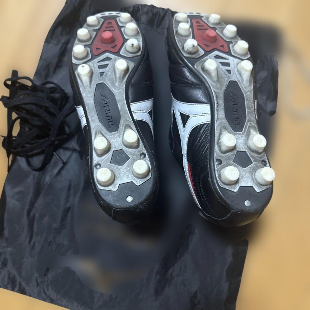 Mizuno Morelia サッカーシューズ 黒／白