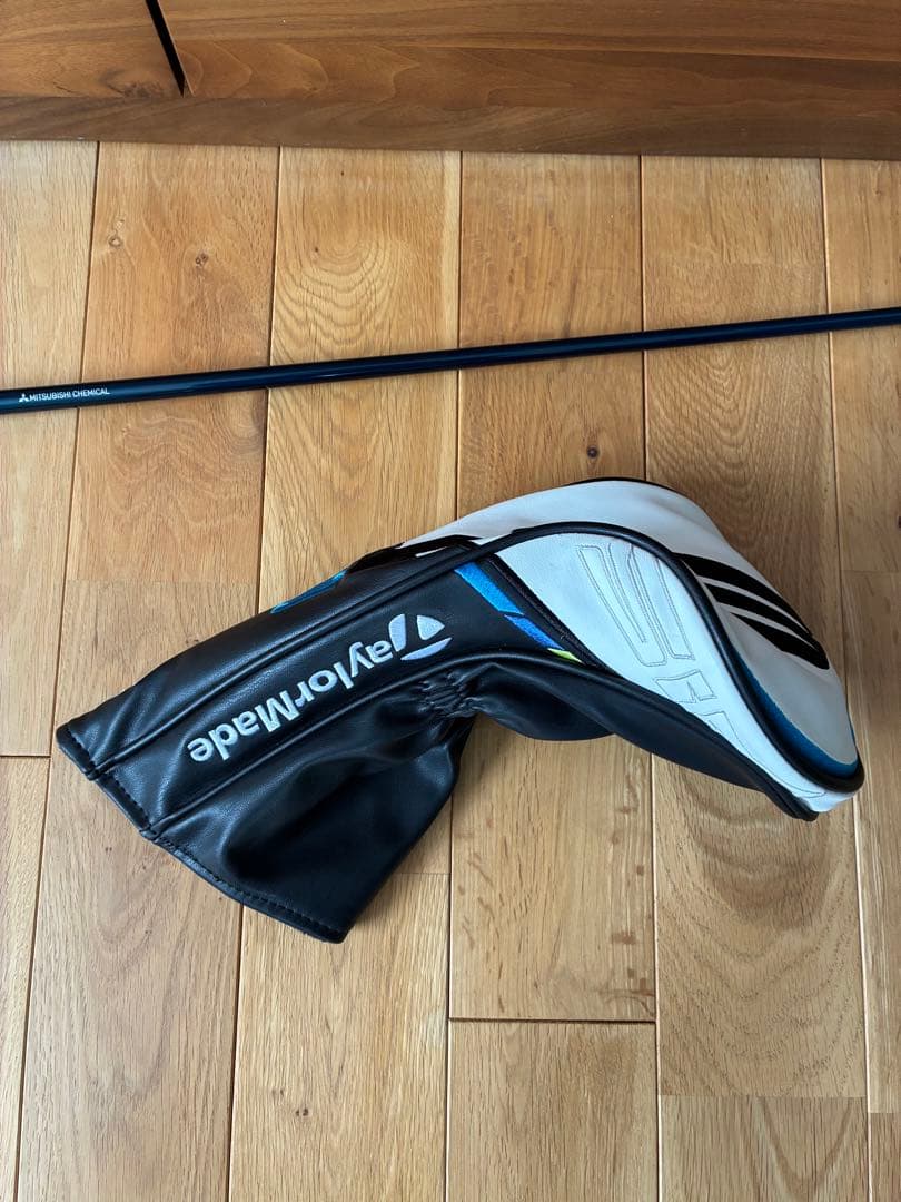 TaylorMade SIM2 MAX-D ドライバー