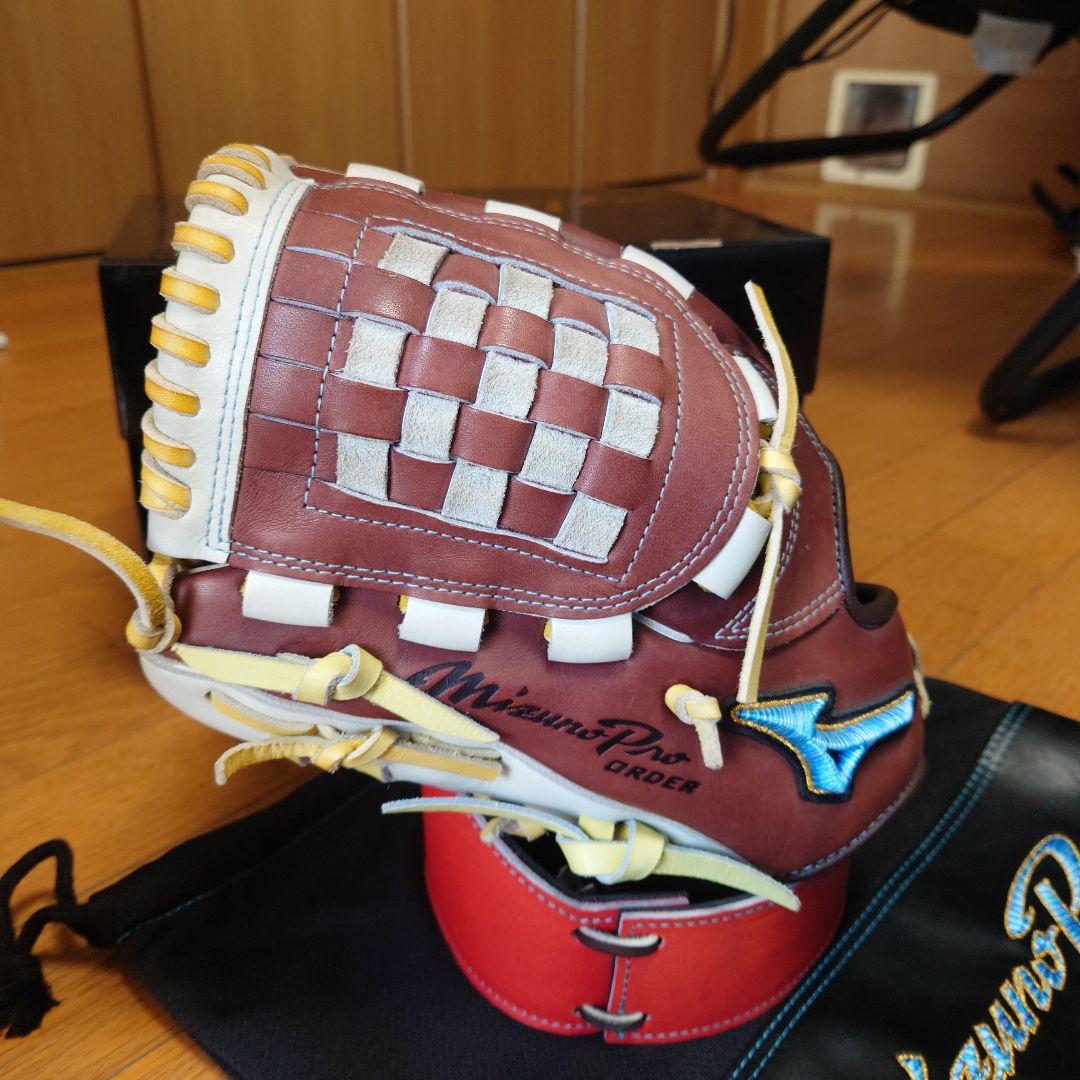 ミズノプロ軟式オーダーグラブ左投げ用AXIモデル