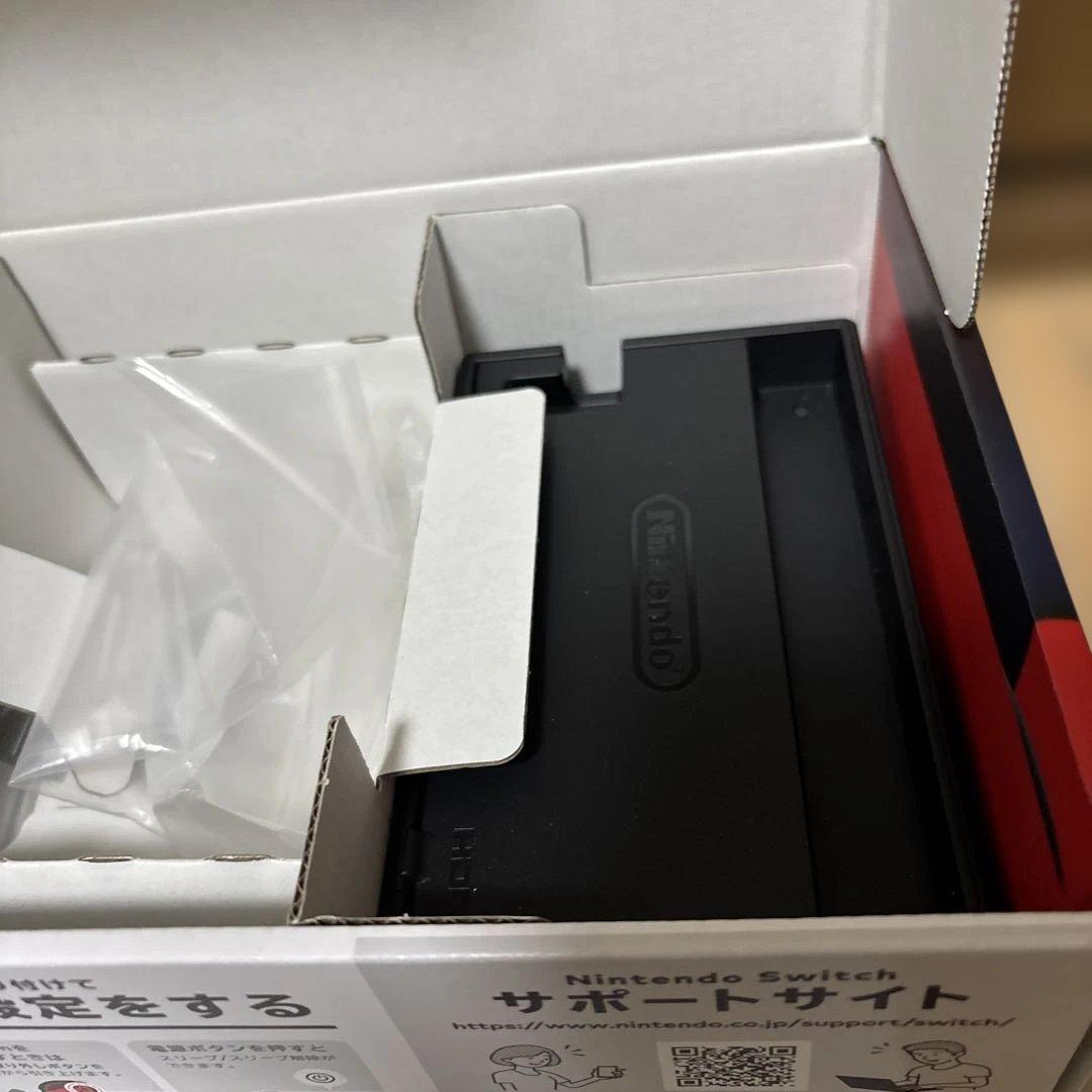 ナ*6様 【ジャンク】Nintendo Switch 本体　充電不可