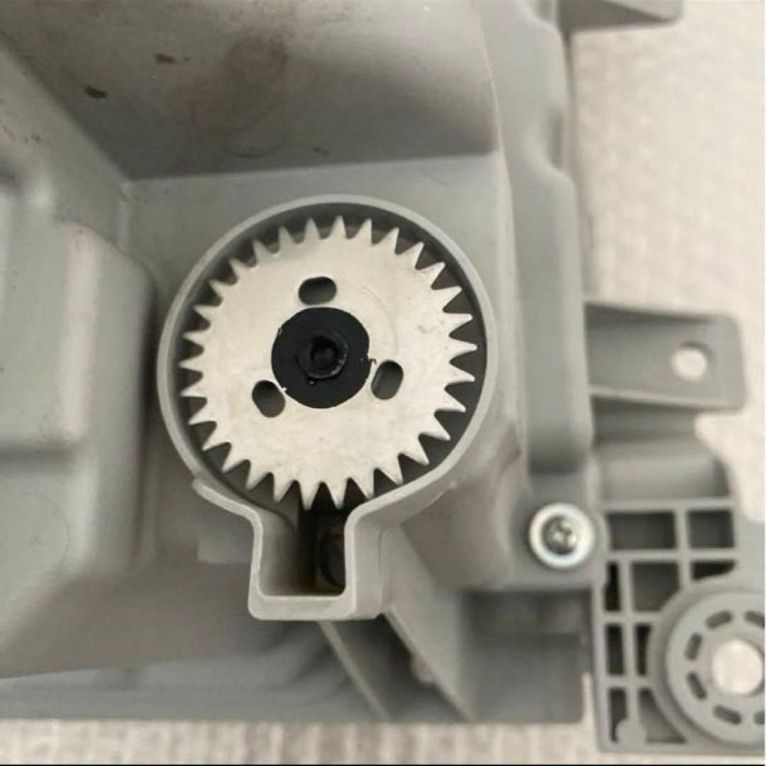 いすゞエルフ左側ヘッドランプコーナーランプセットレンズ割れなし取付部破損有り