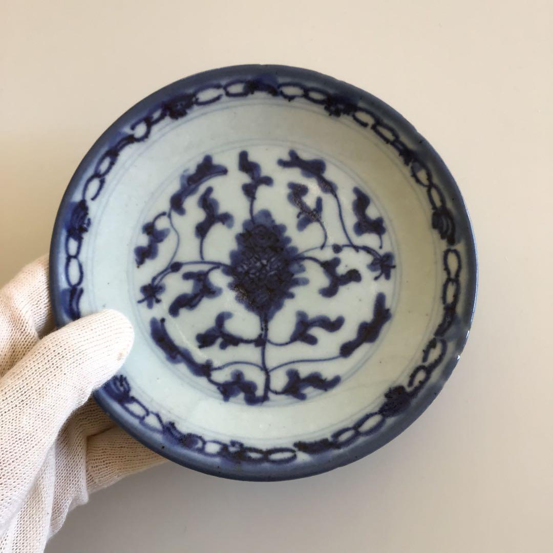 中国 清朝？ 骨董 磁器 染付皿2枚セット 約15cm / 手き描青花唐草文