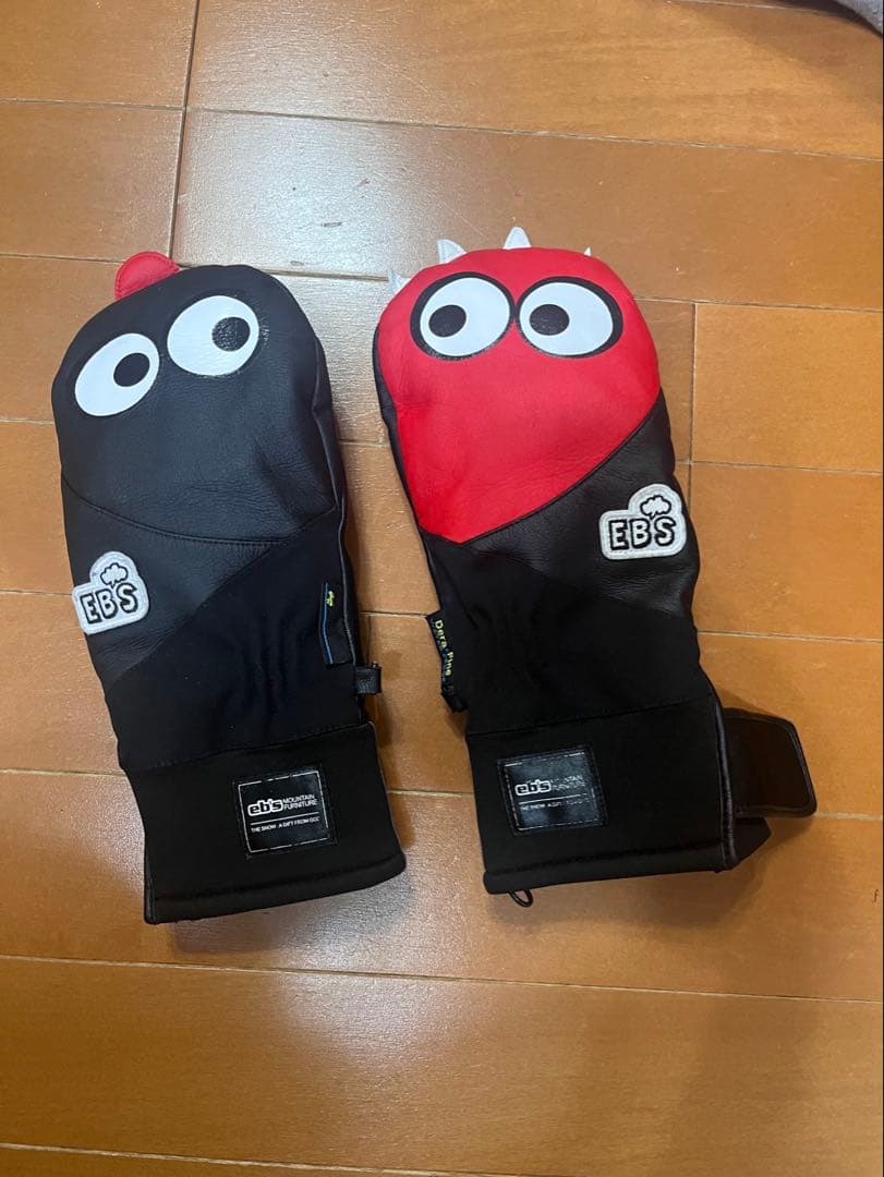 【おまけビーニー付き】スノーボードウェアとパンツ　セット