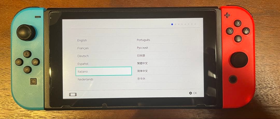 Nintendo Switch 本体 付属品完備　ケース付き