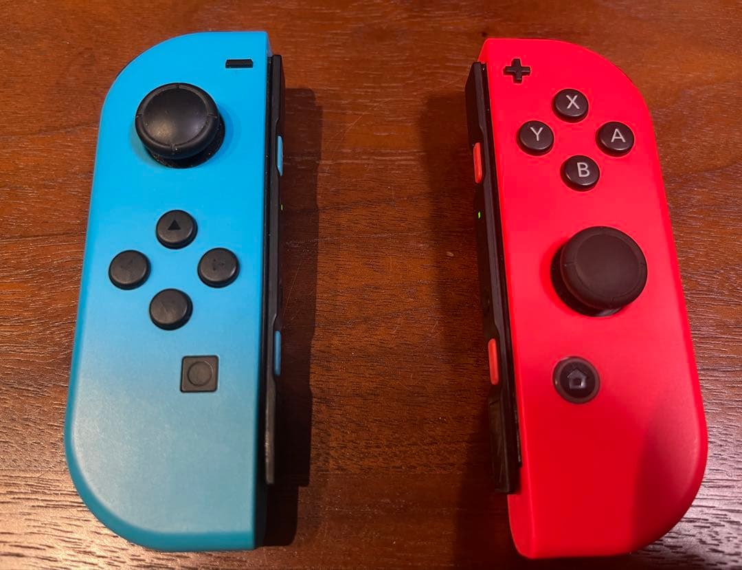 Nintendo Switch 本体 付属品完備　ケース付き