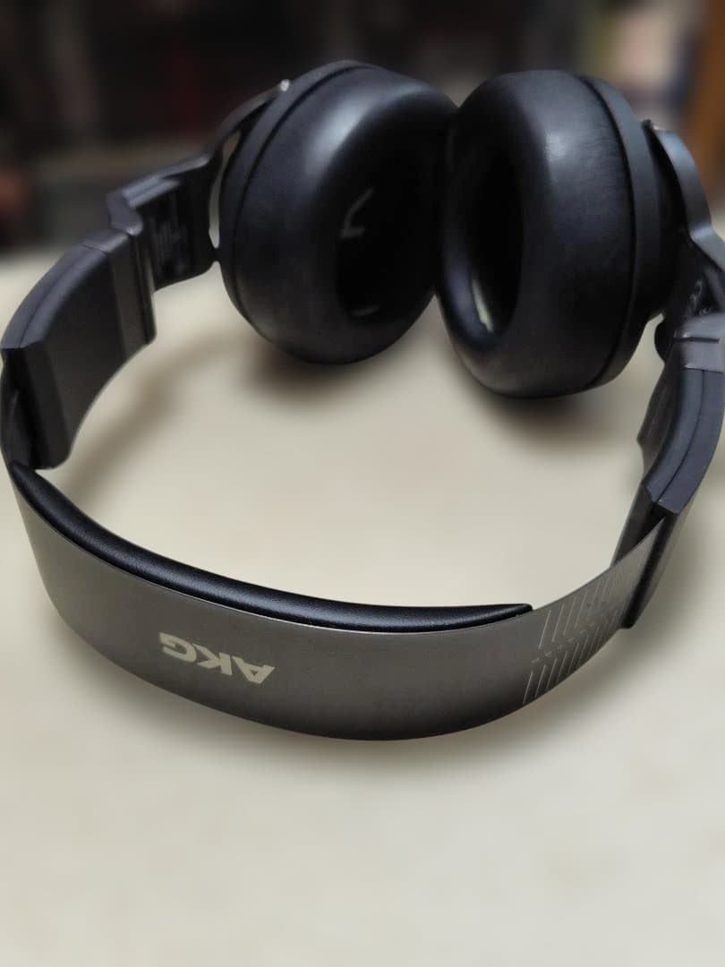 AKG K845BT ワイヤレスヘッドフォン ブラック 未使用(開封済み)