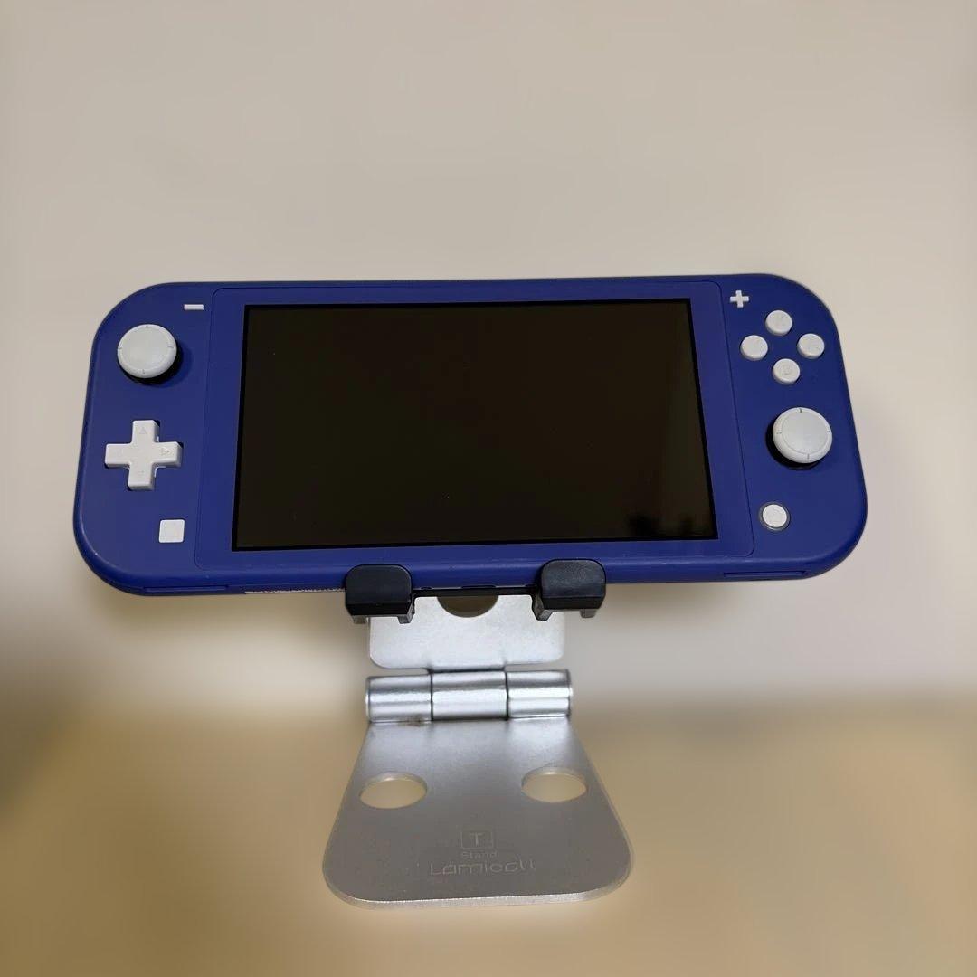 ・　Nintendo Switch Lite ブルー 箱付き