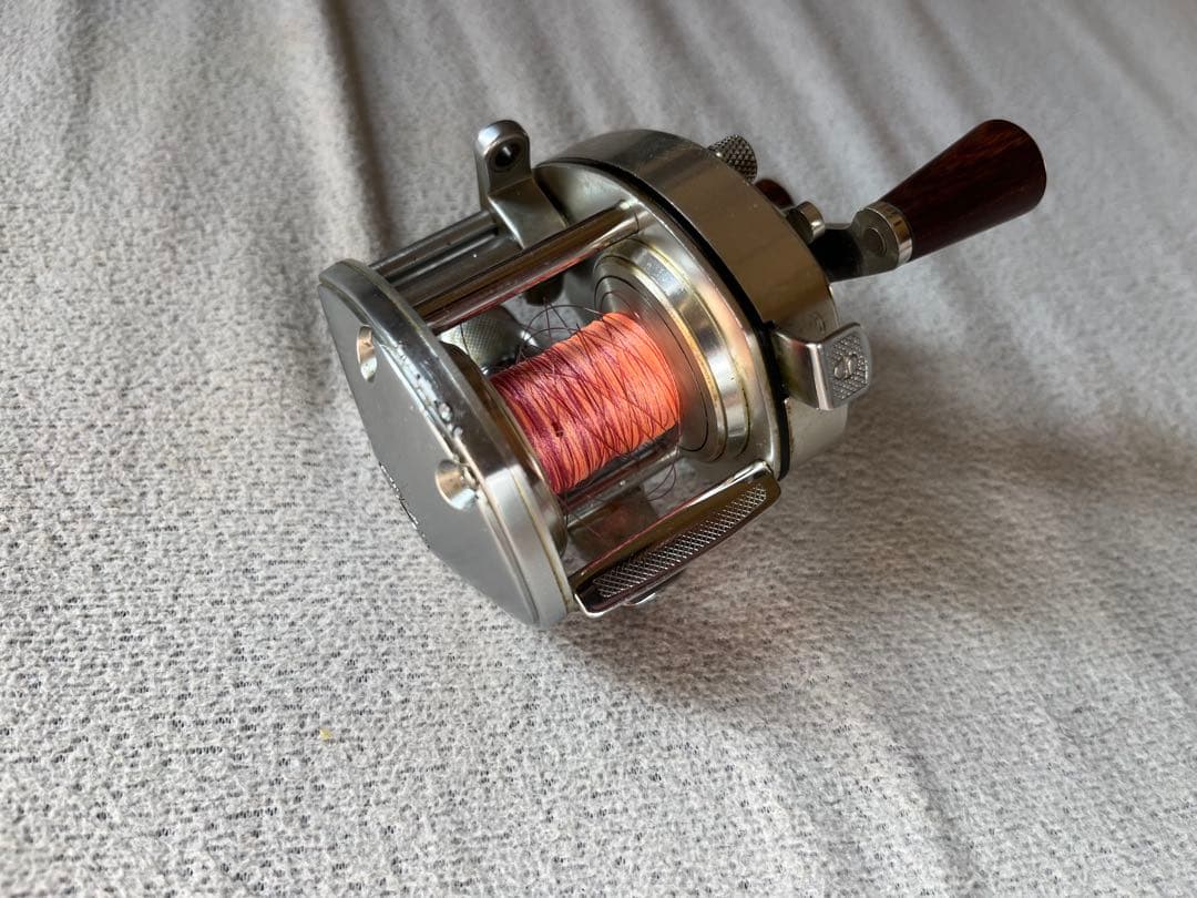 リール Bantam200