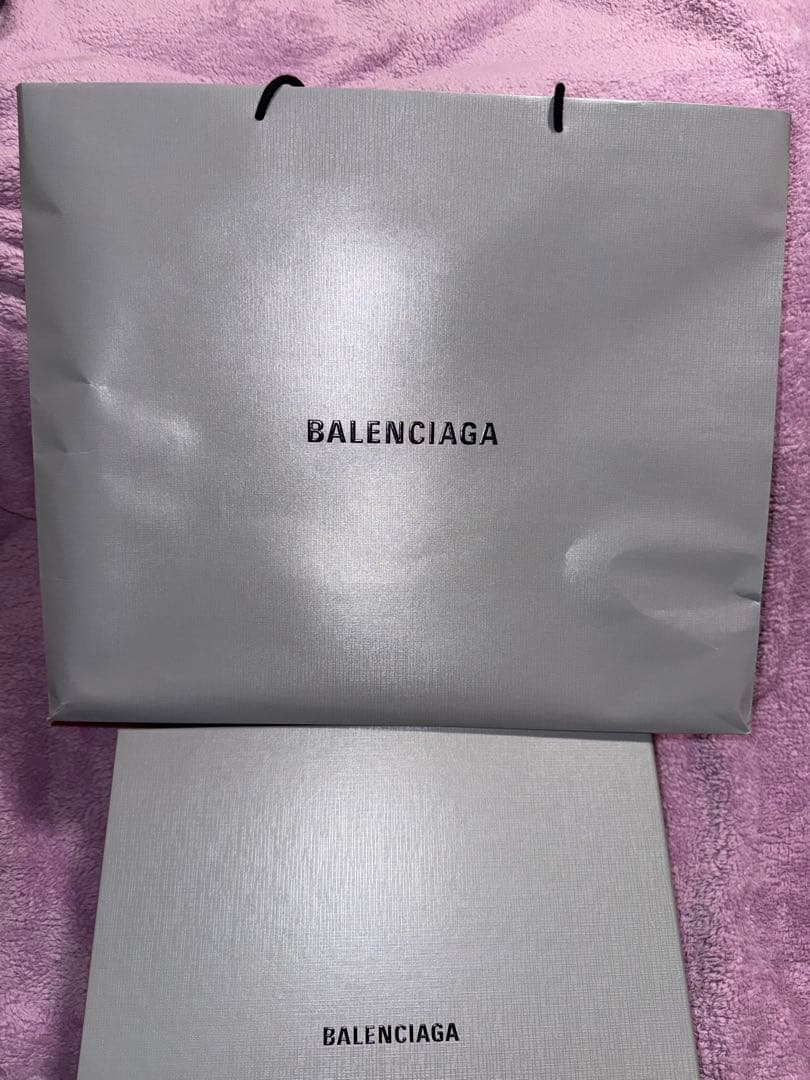 BALENCIAGA 空箱 袋 シルバー