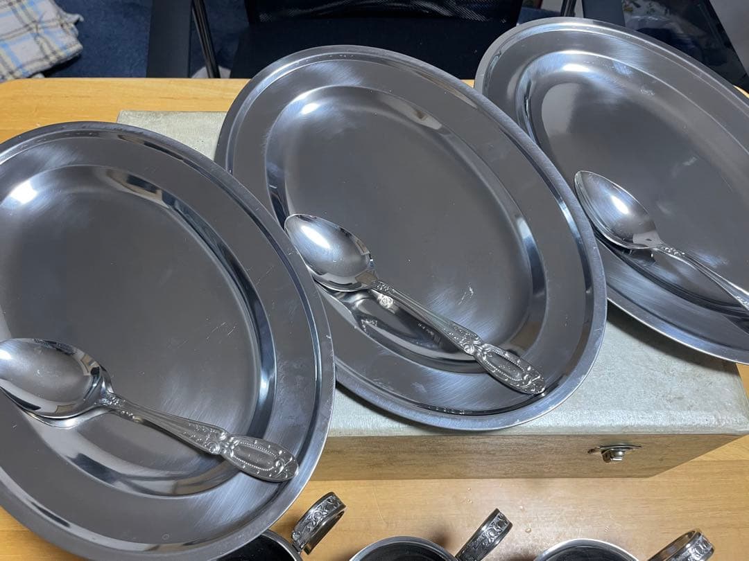 昭和レトロ　ステンレス製カレー食器セット（３名分）箱付き