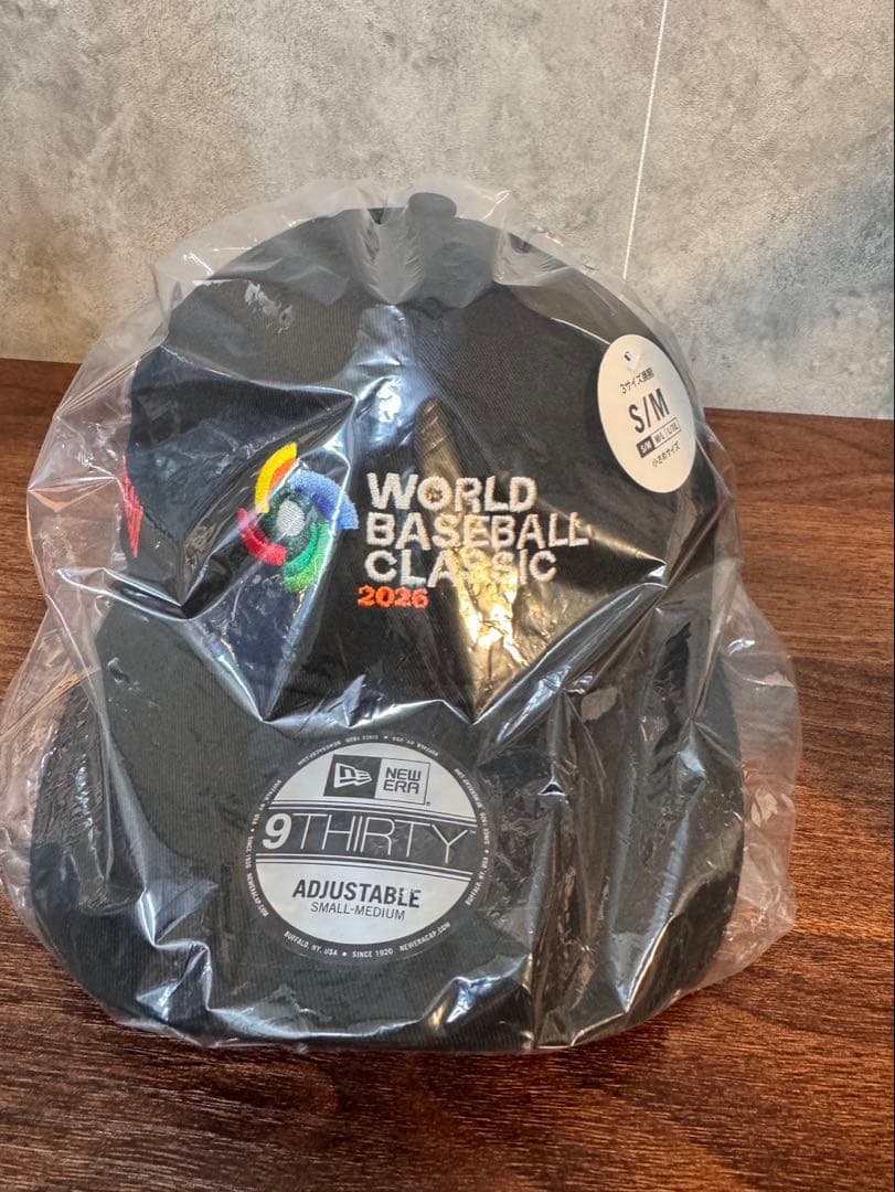 new era 9THIRTY WBC × Netflix S/M キャップ