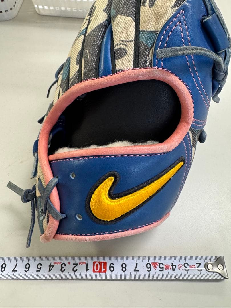 Nike ミッキーマウス柄 カスタムグローブ