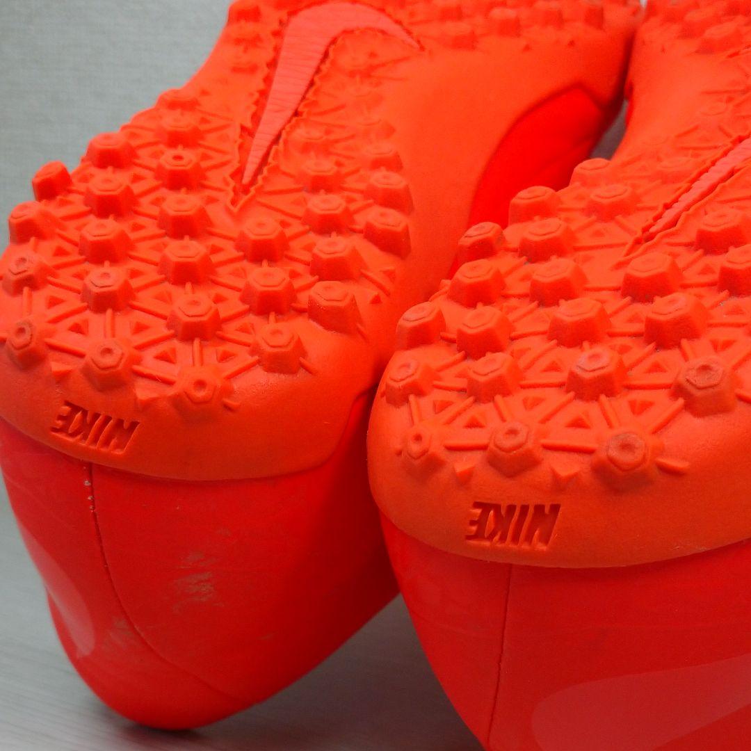シューズ NIKE HYPERVENOM X TF