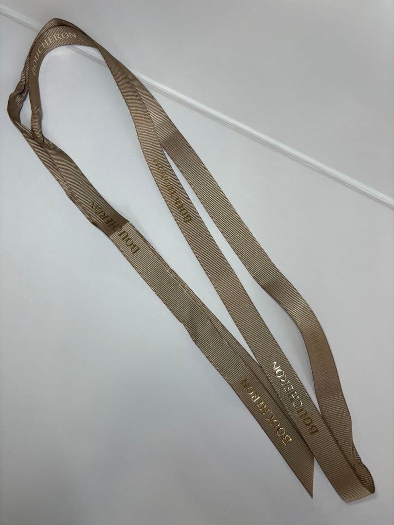 【美品】ブシュロン 空き箱 ジュエリーボックス　リボン付き紙袋2枚