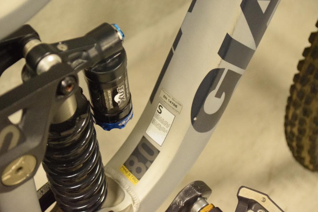 ジャイアント　GLORY　DH 　シマノ　XT