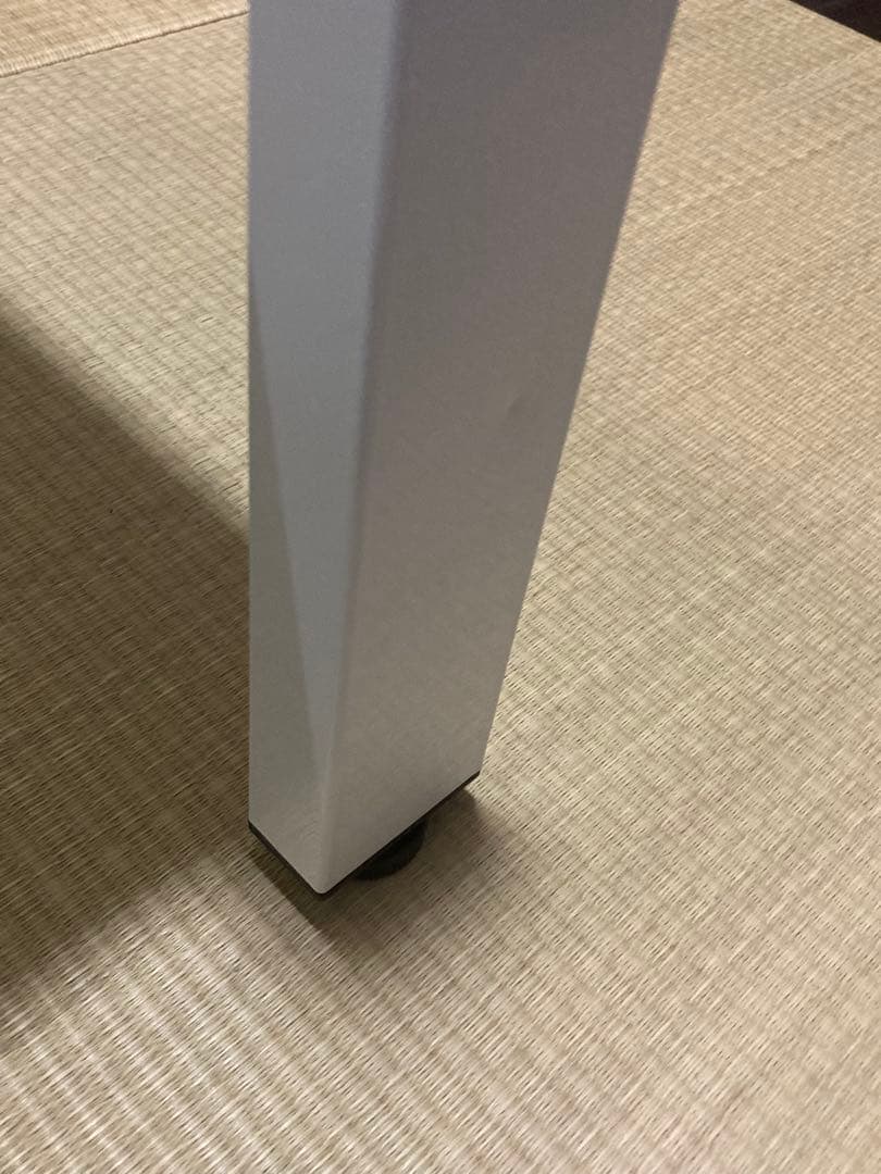 TEMPERED GLASS ガラステーブル【直接お引き渡しは1,980円】