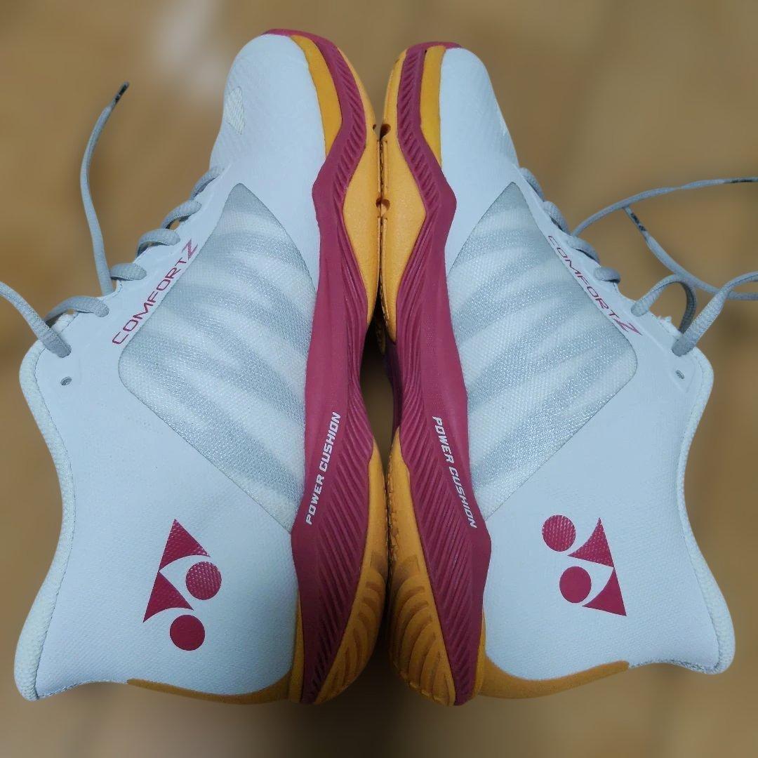 YONEX バドミントンシューズ ホワイト/ピンク