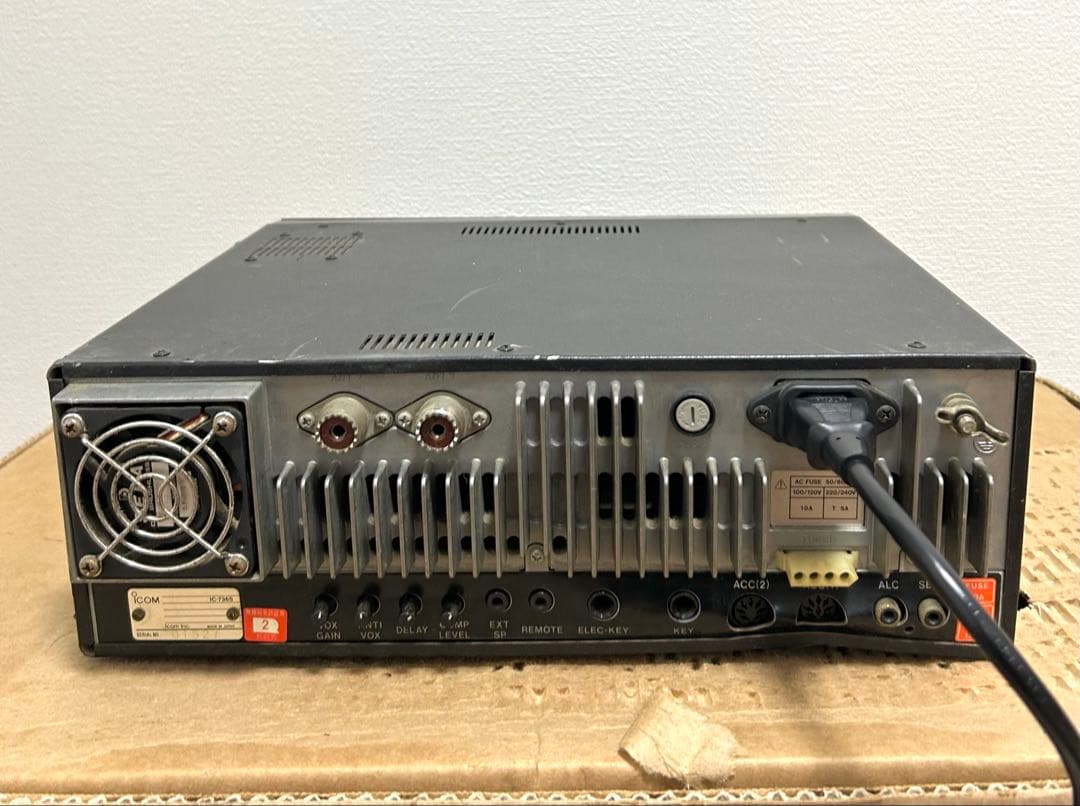 ICOM IC-736S HF/50MHz Transceiver ジャンク