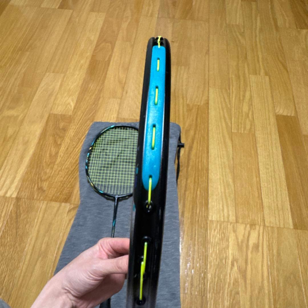 YONEX バドミントンラケット　アストロクス88S PRO 4UG5 2本