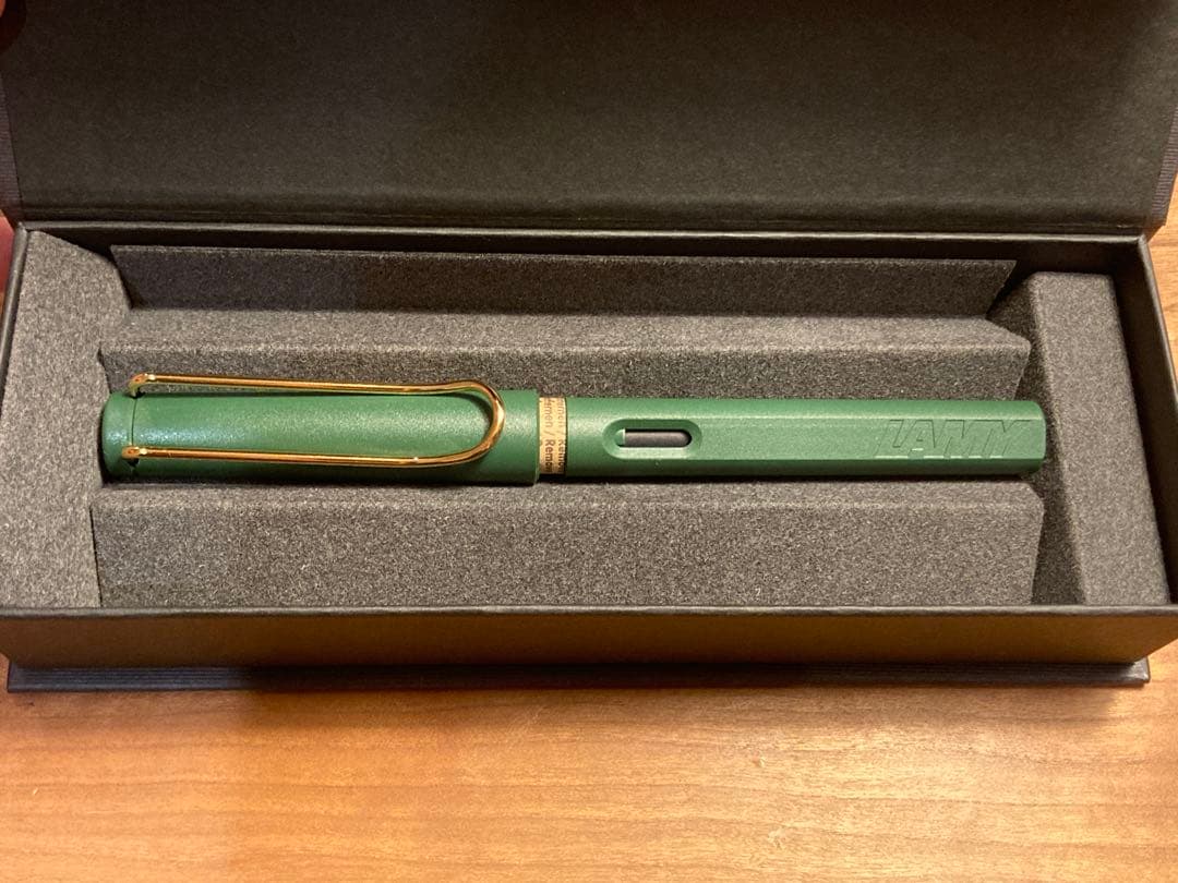 【新品未使用】LAMY 万年筆 ペン先14K EF字 440本限定品 グリーン
