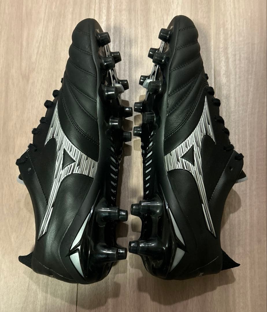 【新品未使用】MIZUNO MORELIA NEO Ⅳ JAPAN ミズノ黒銀