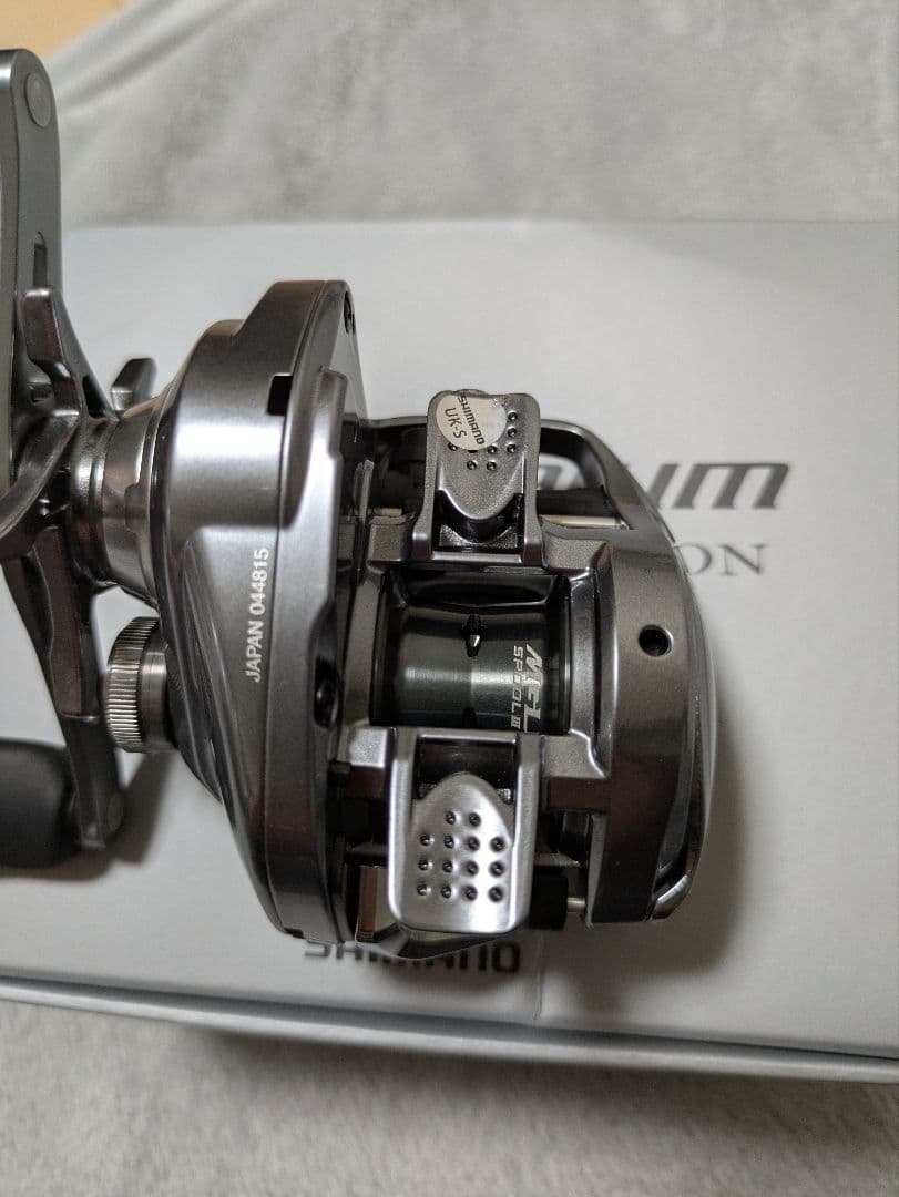 シマノ　22メタニウム　シャローエディション　　　　XG 右　変スプール付