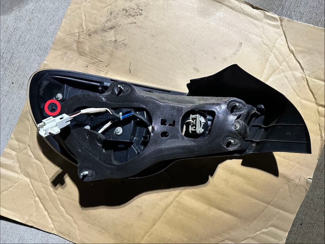 86 zn6 前期純正テールランプ
