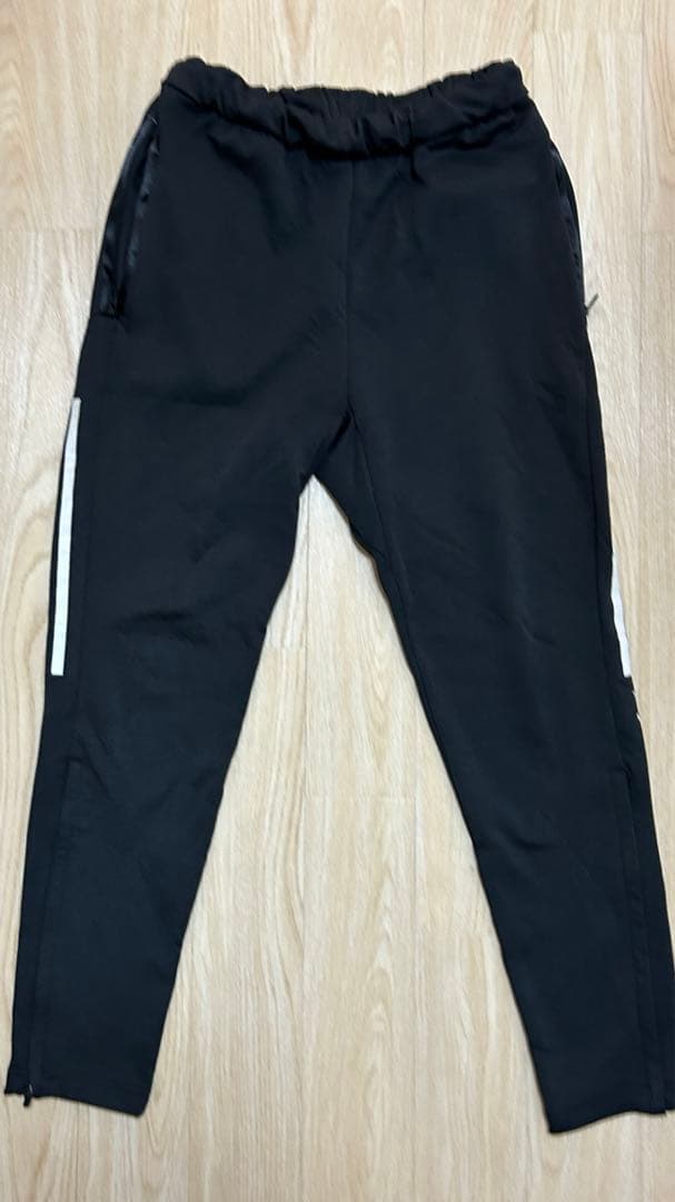 adidas ジャージ　セットアップ