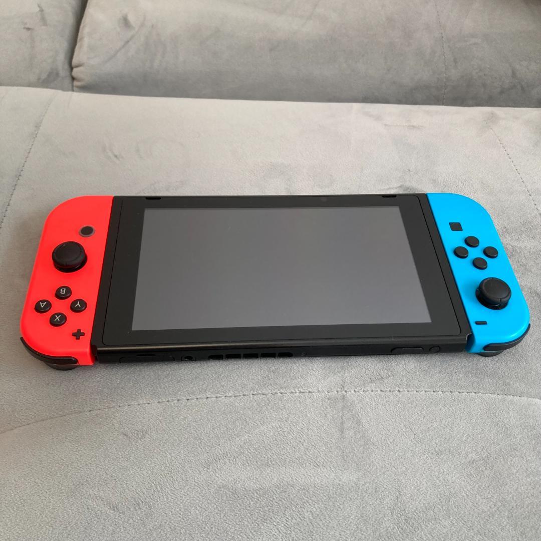 【美品】【完品】Nintendo Switch ネオンブルー・ネオンレッド 新型