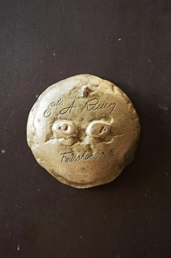 フランス ブロンズの金の猫とトレイ アンティーク 小皿 アスティエ プレート