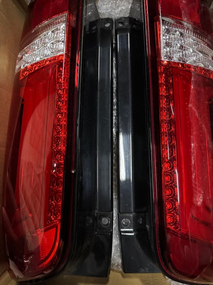 キャラバン NV350 LEDテールランプ