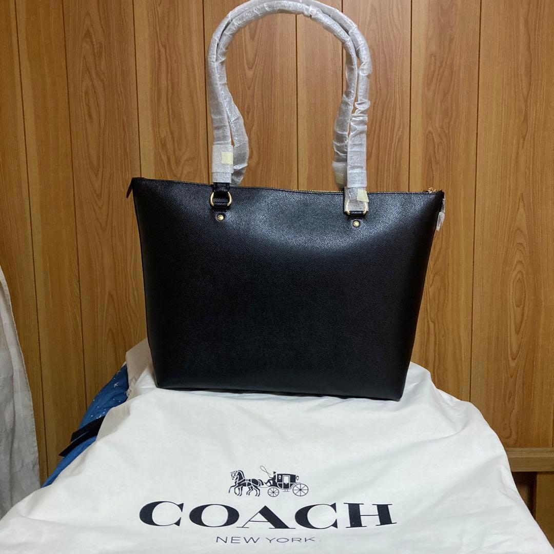 COACHビジネスバッグ保存袋付き
