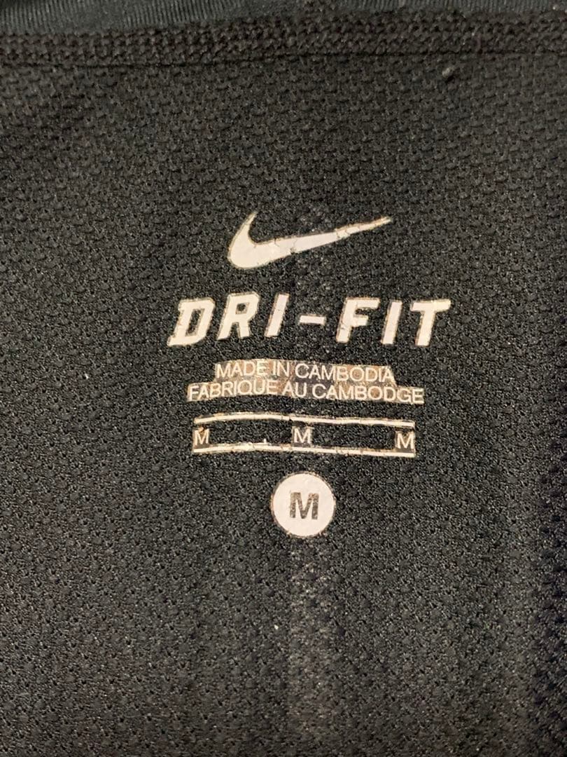 【NIKE】DRI-FIT ブラック ハーフジップ Tシャツ M used古着
