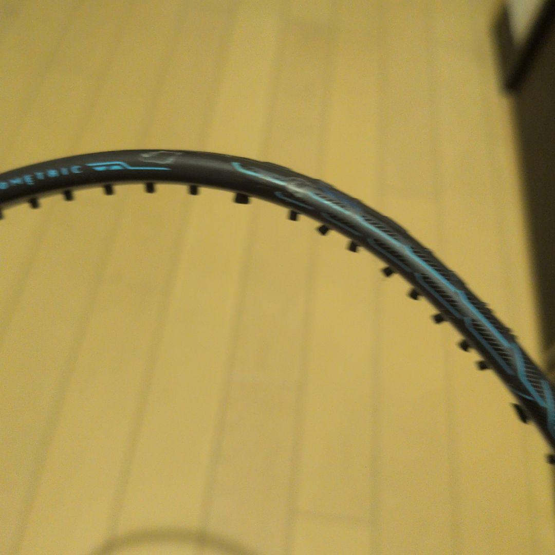 ヨネックスボルトリックzフォース2　4UG5