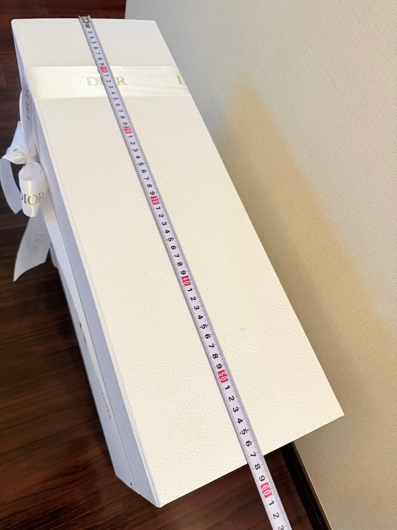 Dior日めくりカレンダー 新品未開封