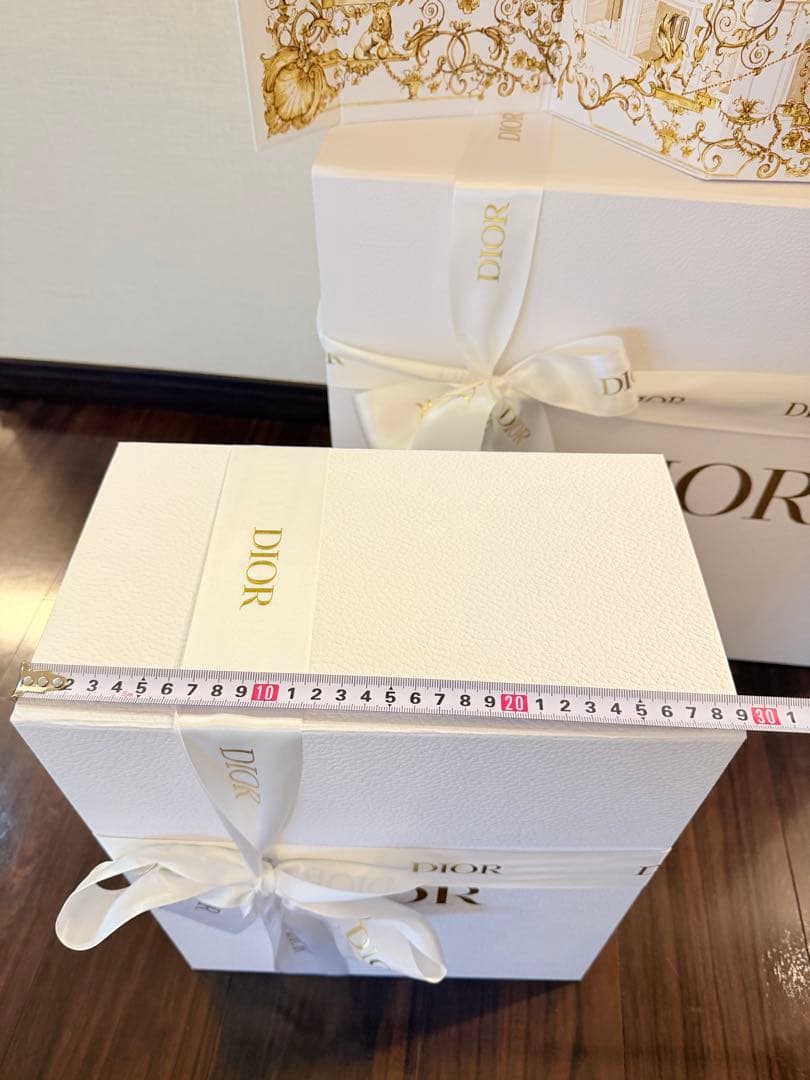 Dior日めくりカレンダー 新品未開封