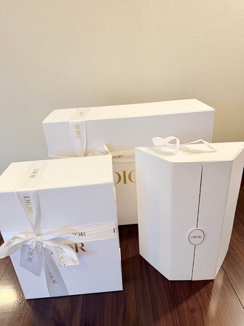 Dior日めくりカレンダー 新品未開封
