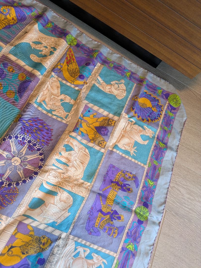 Hermes　カレ　 90cm　スカーフ
