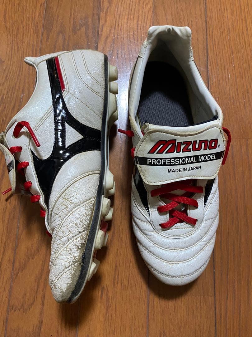 シューズ Mizuno Morelia 2 & Adidas copa gloro