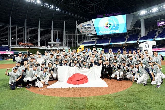MIZUNOミズノ日本野球2023WBC優勝記念　ピンバッジセット　新品未使用品