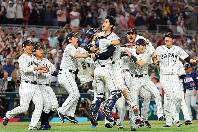 MIZUNOミズノ日本野球2023WBC優勝記念　ピンバッジセット　新品未使用品