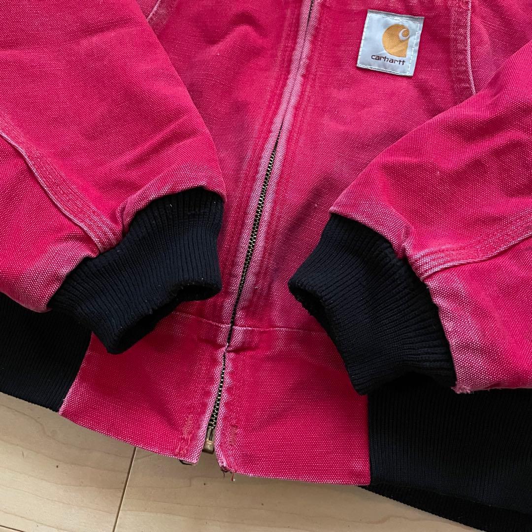 お値下げ中！　carhartt カーハート アクティブジャケット　ジャストサイズ